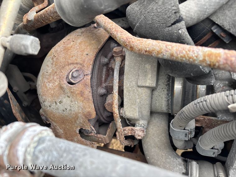 image for item YA2356 2013 Hino 338 box truck