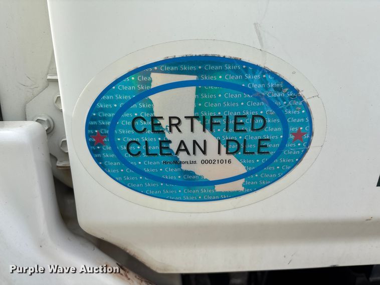 image for item YA2356 2013 Hino 338 box truck