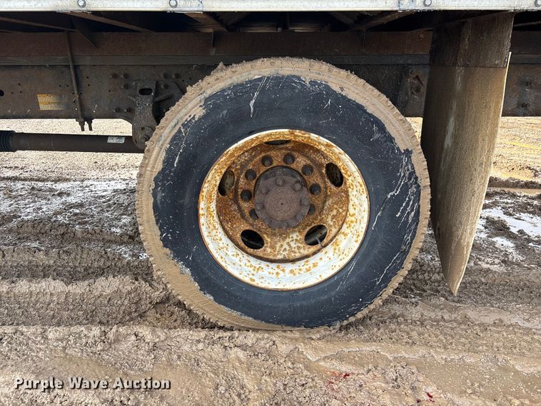 image for item YA2356 2013 Hino 338 box truck