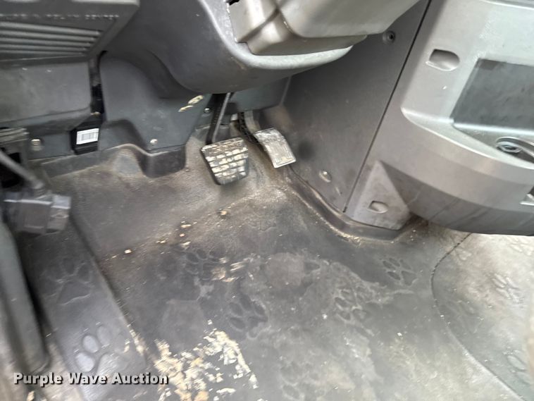 image for item YA2357 2016 Mack CXU613 semi truck