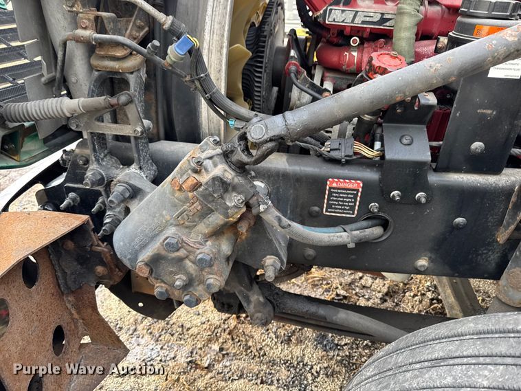 image for item YA2357 2016 Mack CXU613 semi truck