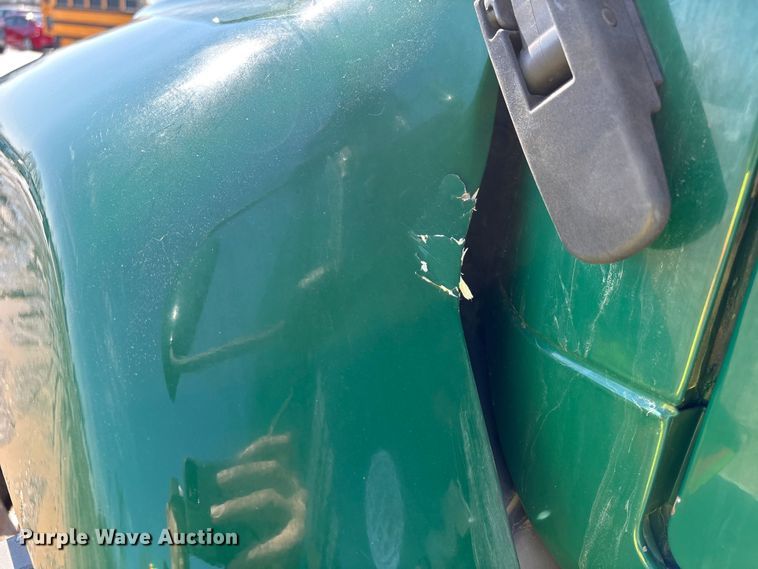 image for item YA2358 2016 Mack CXU613 semi truck