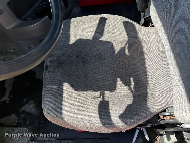 image for item YA2358 2016 Mack CXU613 semi truck