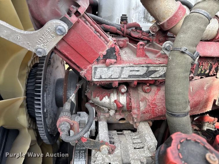 image for item YA2359 2016 Mack CXU613 semi truck