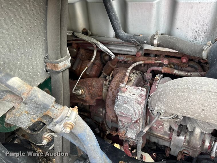 image for item YA2359 2016 Mack CXU613 semi truck