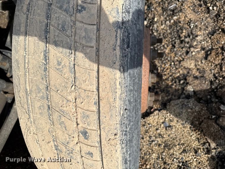 image for item YA2359 2016 Mack CXU613 semi truck