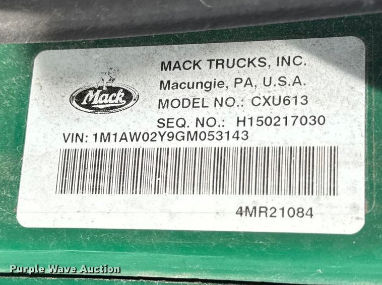 image for item YA2359 2016 Mack CXU613 semi truck