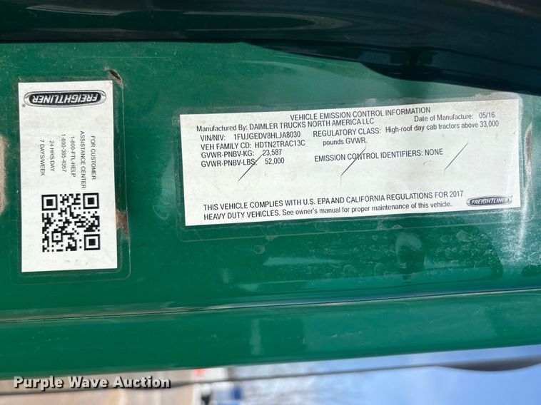 image for item YA2360 2017 Freightliner Cascadia 125 semi truck