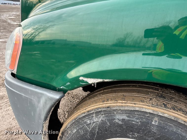 image for item YA2361 2017 Freightliner Cascadia 125 semi truck