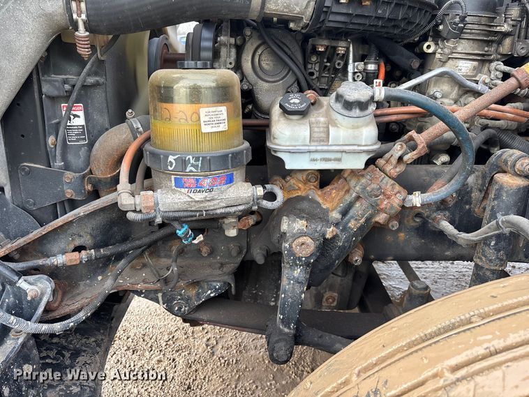 image for item YA2361 2017 Freightliner Cascadia 125 semi truck