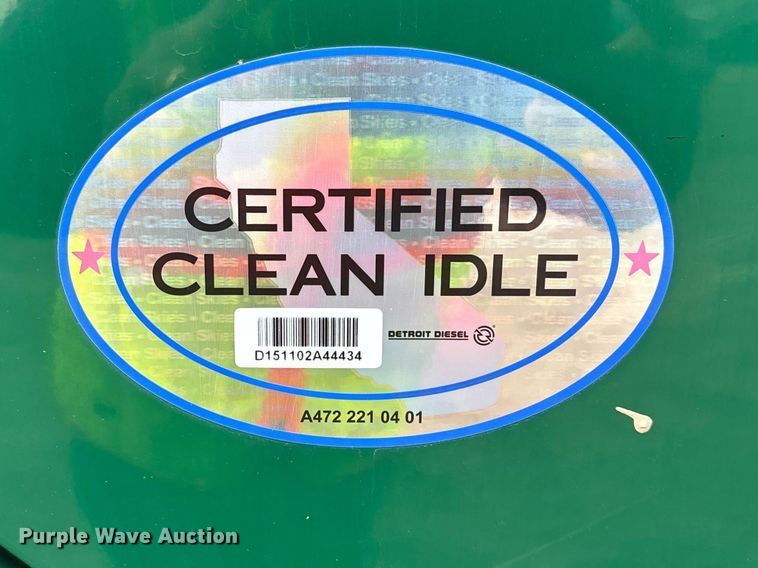 image for item YA2361 2017 Freightliner Cascadia 125 semi truck