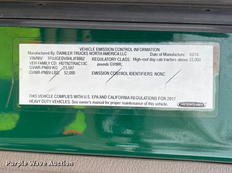 image for item YA2361 2017 Freightliner Cascadia 125 semi truck