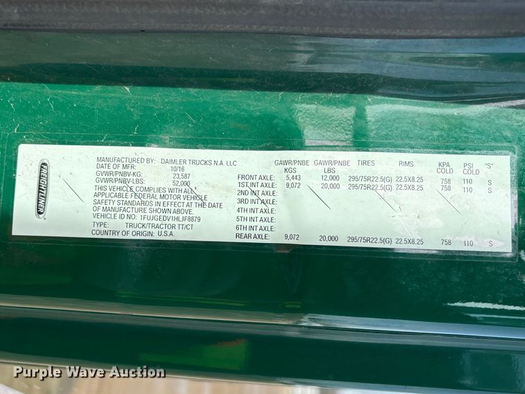 image for item YA2362 2017 Freightliner Cascadia 125 semi truck