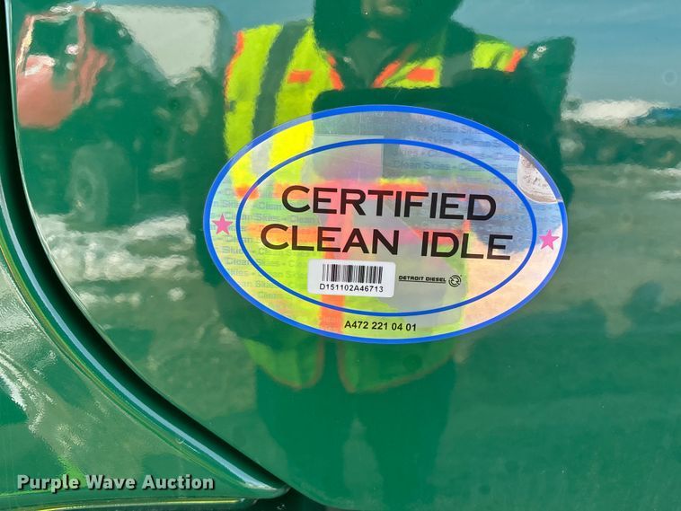 image for item YA2363 2017 Freightliner Cascadia 125 semi truck