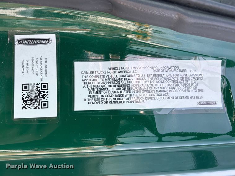 image for item YA2363 2017 Freightliner Cascadia 125 semi truck