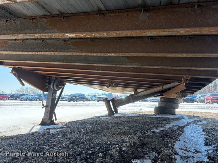 image for item YA2364 2013 Strick dry van trailer