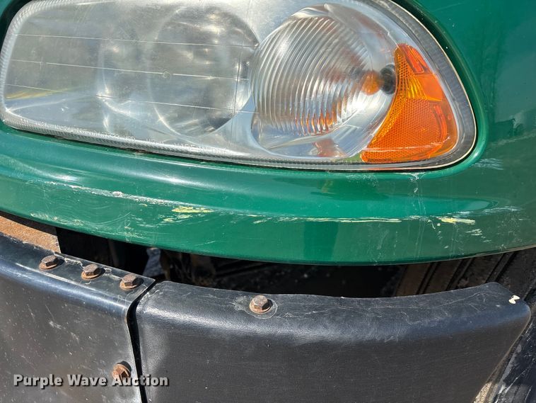 image for item YA2365 2016 Mack CXU613 semi truck