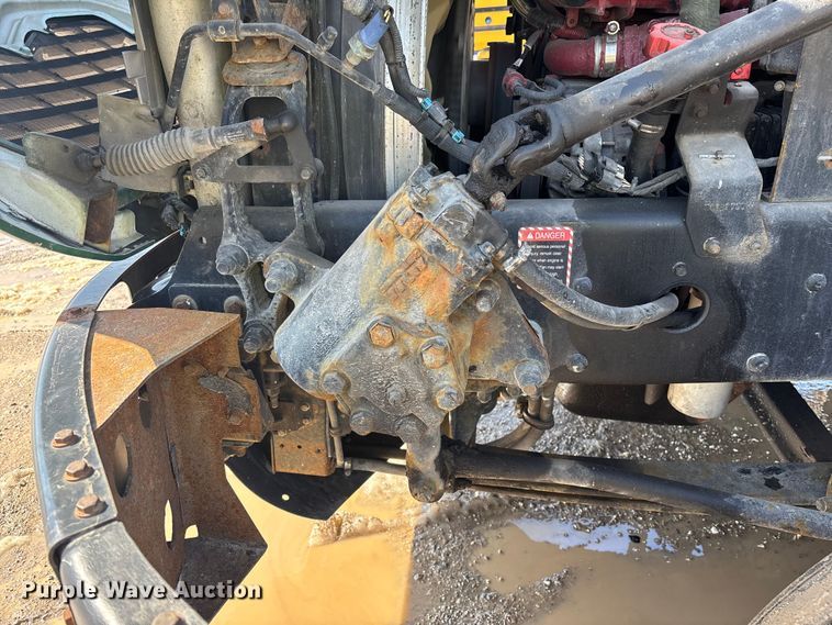 image for item YA2365 2016 Mack CXU613 semi truck