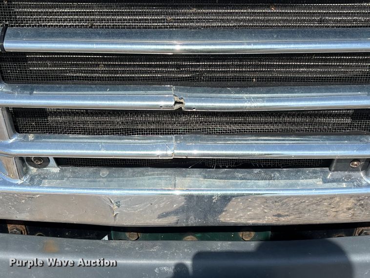 image for item YA2366 2017 Freightliner Cascadia 125 semi truck