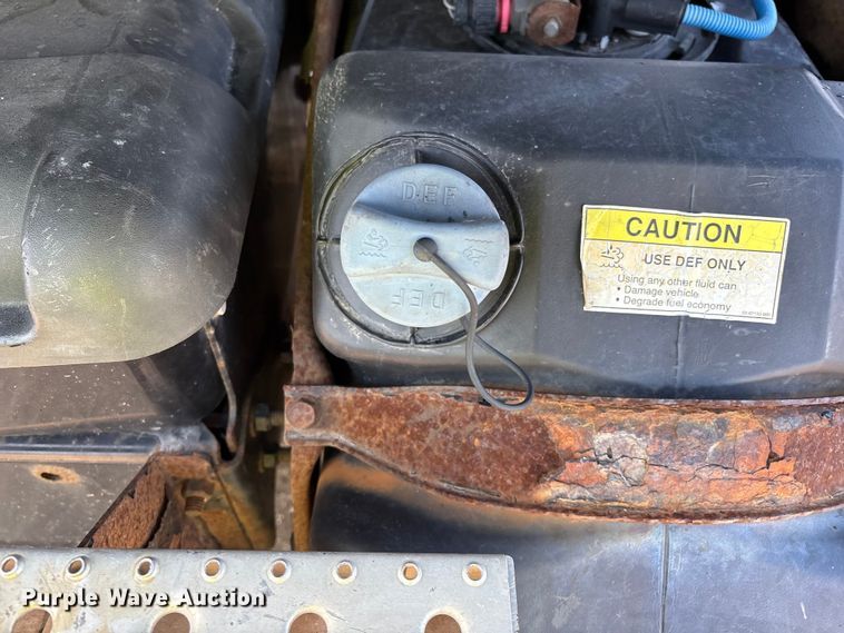 image for item YA2366 2017 Freightliner Cascadia 125 semi truck