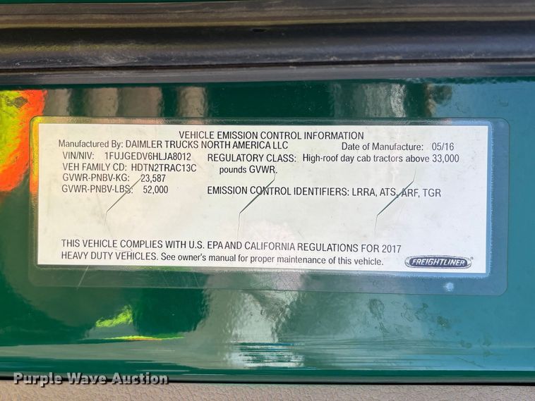 image for item YA2366 2017 Freightliner Cascadia 125 semi truck