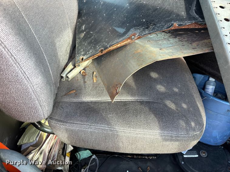 image for item YA2367 2017 Freightliner Cascadia 125 semi truck