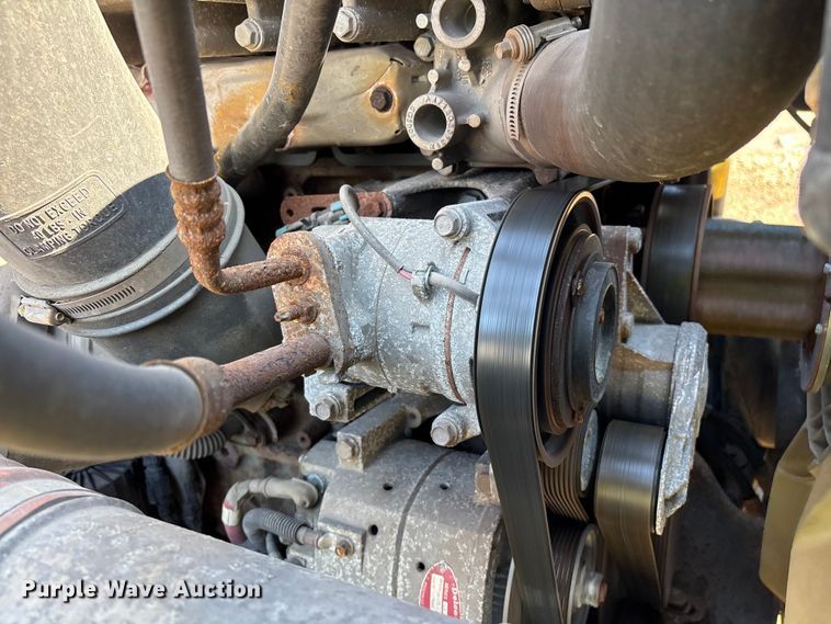 image for item YA2368 2017 Freightliner Cascadia 125 semi truck