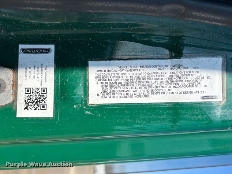 image for item YA2368 2017 Freightliner Cascadia 125 semi truck