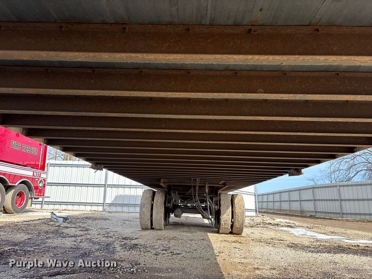 image for item YA2374 2013 Strick dry van trailer