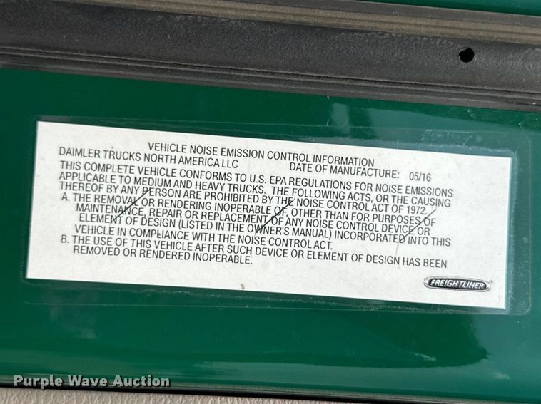 image for item YA2386 2017 Freightliner Cascadia 125 semi truck