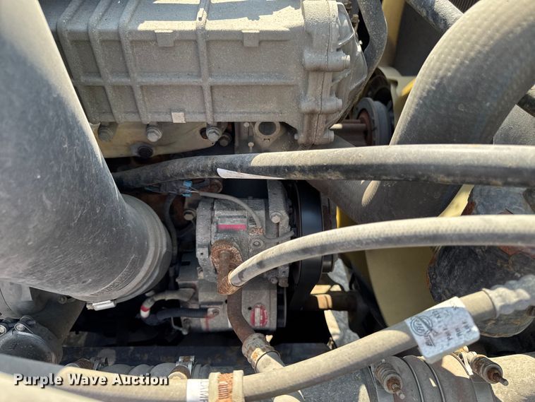 image for item YA2387 2017 Freightliner Cascadia 125 semi truck