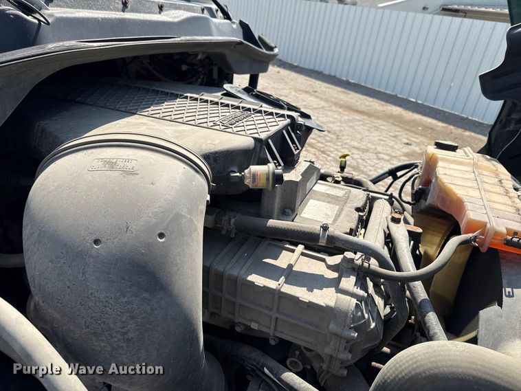 image for item YA2387 2017 Freightliner Cascadia 125 semi truck