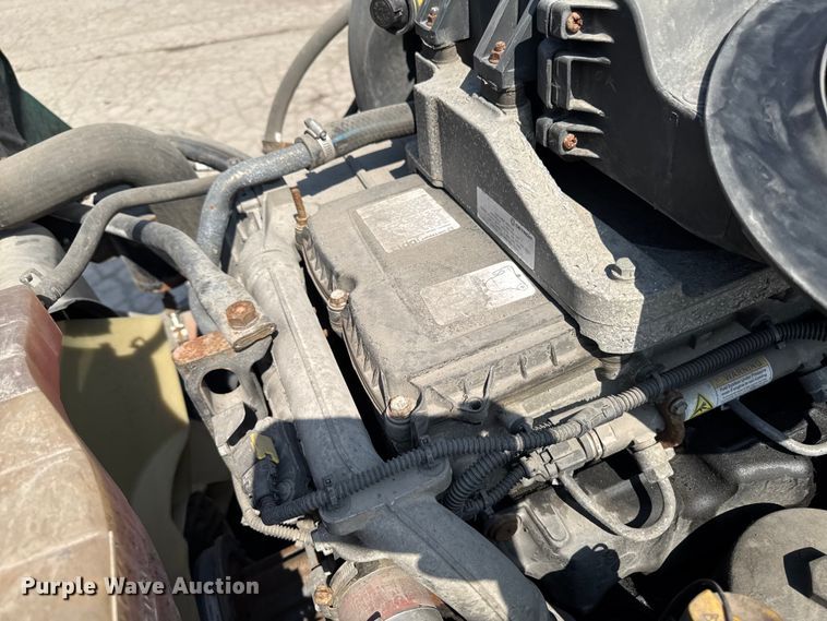 image for item YA2387 2017 Freightliner Cascadia 125 semi truck