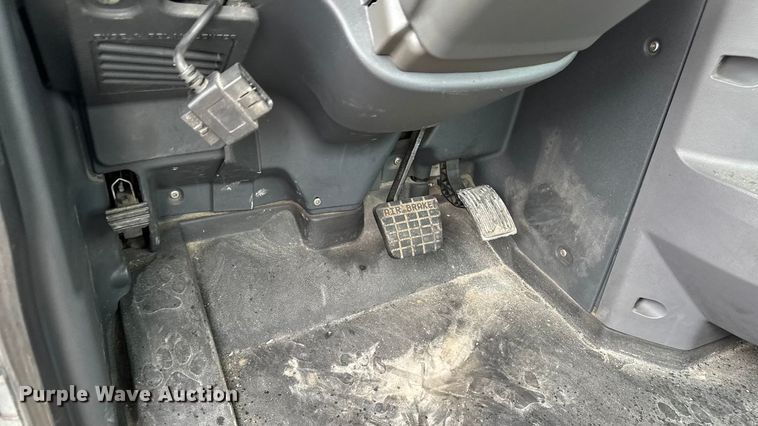 image for item YA2391 2016 Mack CXU613 semi truck