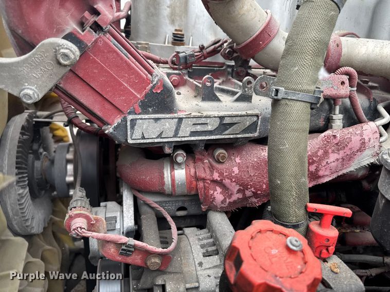 image for item YA2391 2016 Mack CXU613 semi truck