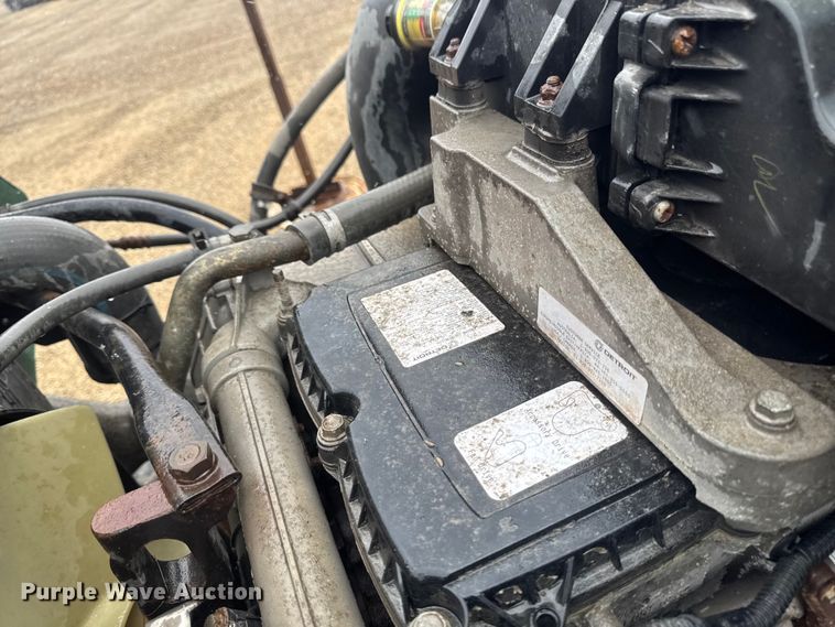 image for item YA2392 2017 Freightliner Cascadia 125 semi truck