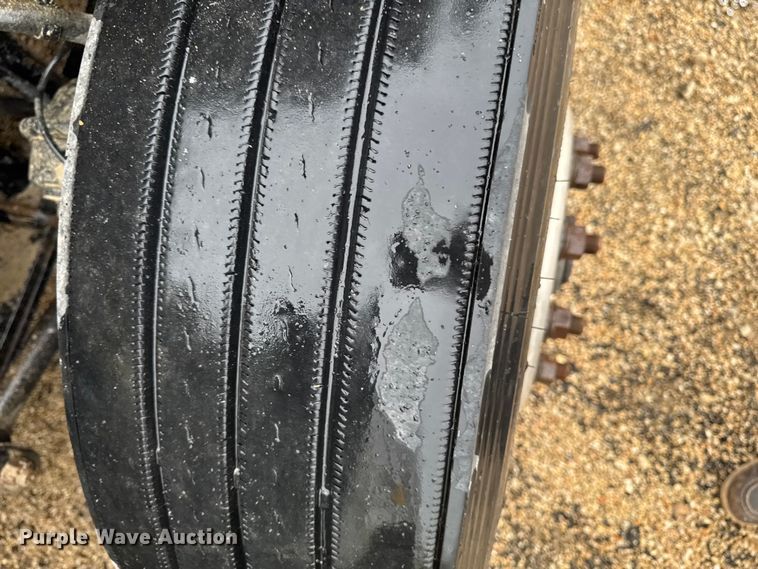 image for item YA2392 2017 Freightliner Cascadia 125 semi truck