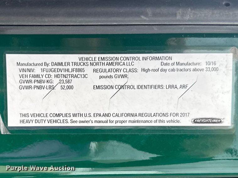 image for item YA2393 2017 Freightliner Cascadia 125 semi truck