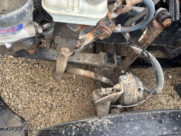 image for item YA2394 2017 Freightliner Cascadia 125 semi truck