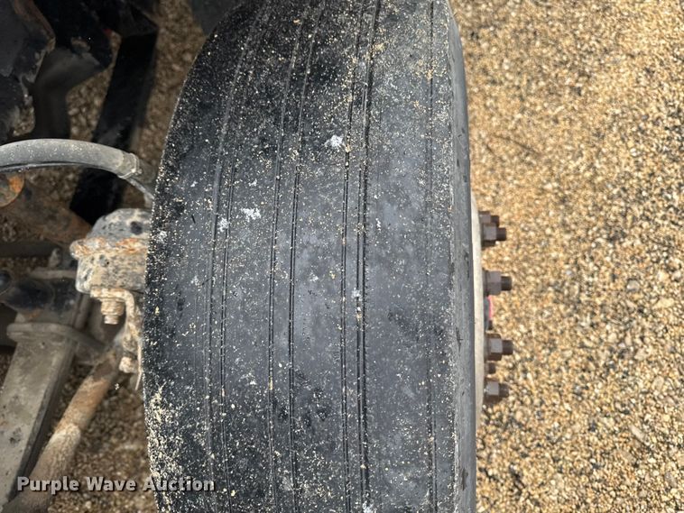 image for item YA2394 2017 Freightliner Cascadia 125 semi truck