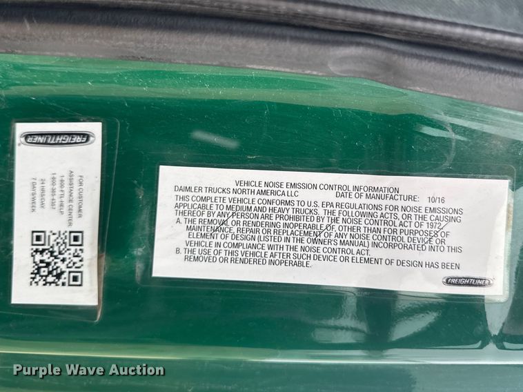 image for item YA2394 2017 Freightliner Cascadia 125 semi truck