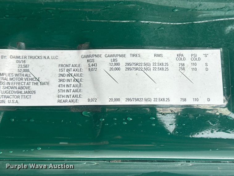 image for item YA2397 2017 Freightliner Cascadia 125 semi truck