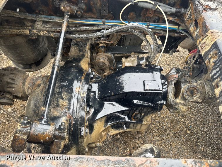 image for item YA2398 2017 Freightliner Cascadia 125 semi truck