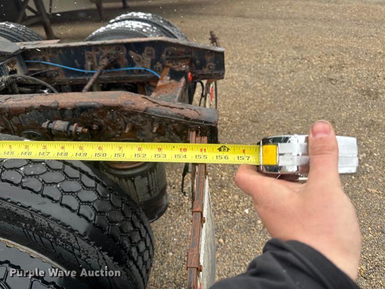 image for item YA2398 2017 Freightliner Cascadia 125 semi truck