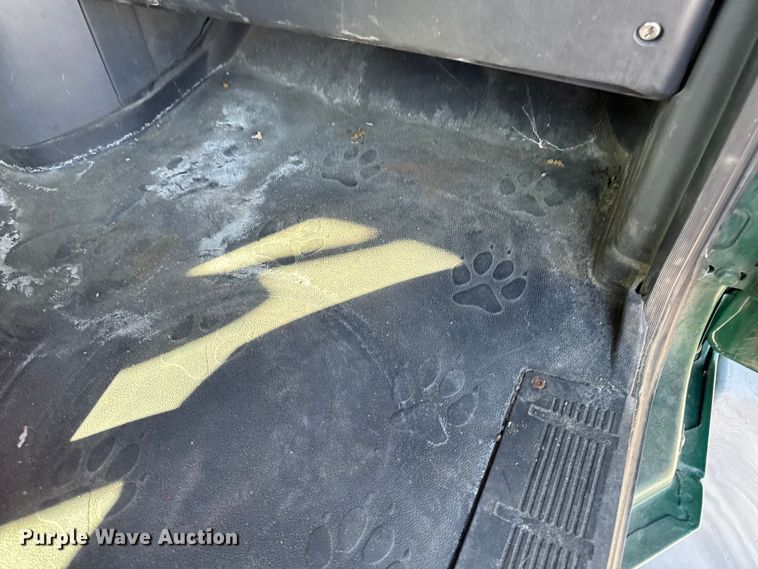 image for item YA2399 2016 Mack CXU semi truck