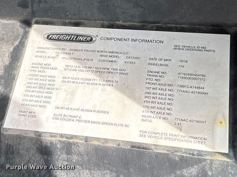 image for item YA2412 2017 Freightliner Cascadia 125 semi truck