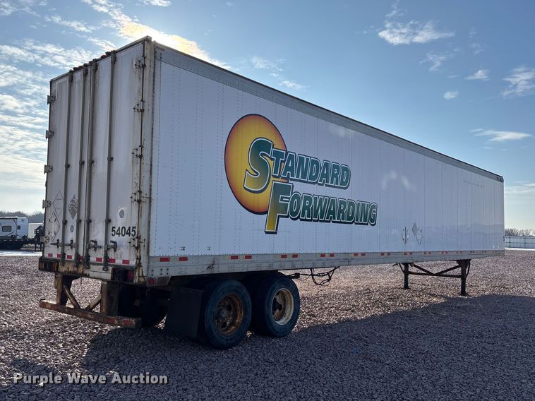 image for item YA2447 2004 Great Dane dry van trailer