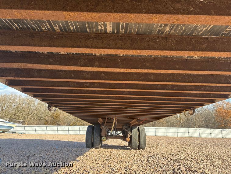 image for item YA2447 2004 Great Dane dry van trailer