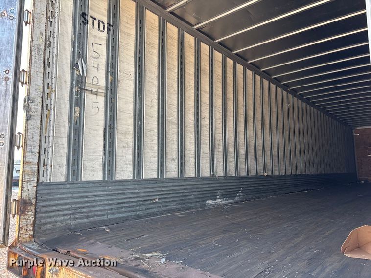 image for item YA2447 2004 Great Dane dry van trailer