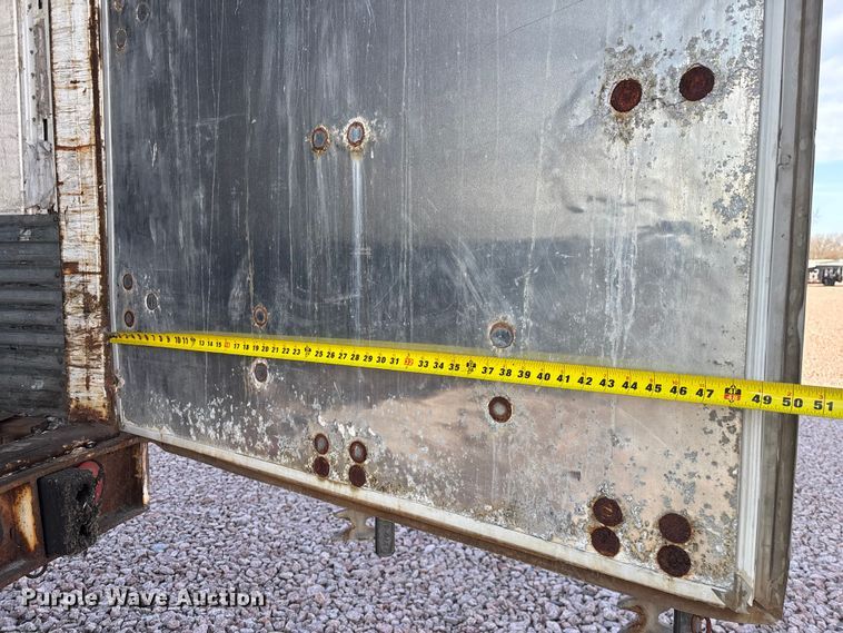 image for item YA2447 2004 Great Dane dry van trailer